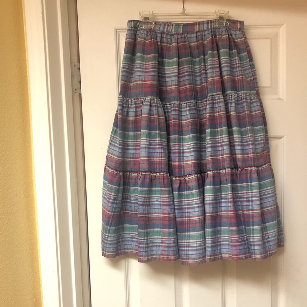 1970's Vintage plaid skirt. S/M
